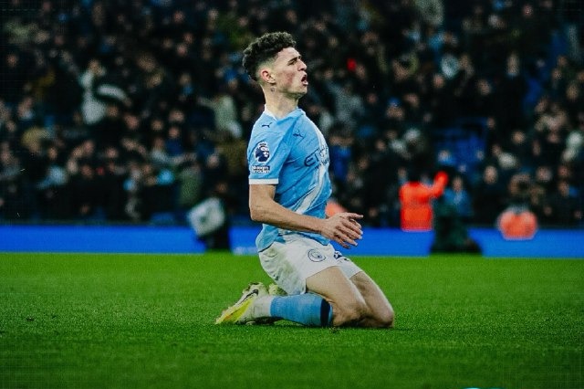 منچسترسیتی ۳-۲ لیدز یونایتد؛ شروع و پایان با فودن