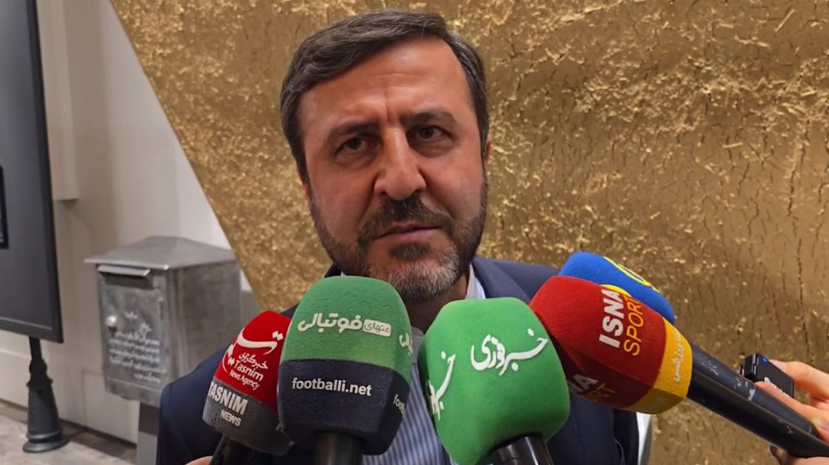 غریب آبادی: نباید آمریکا از میزبانی جام جهانی فوتبال سوءاستفاده کند