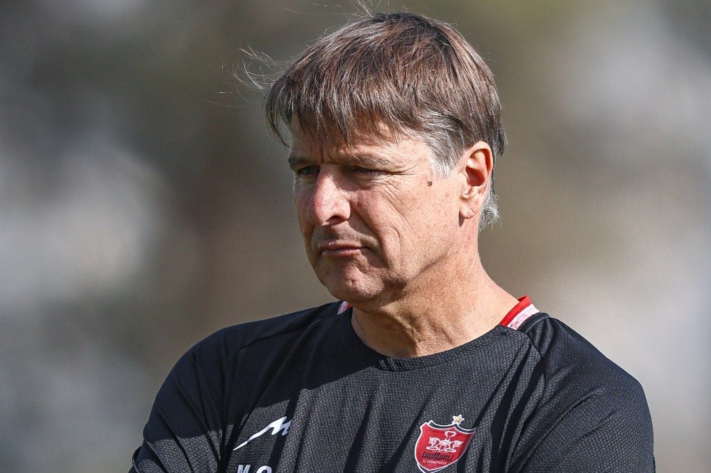 پایان همکاری مایکل اونینگ با باشگاه پرسپولیس