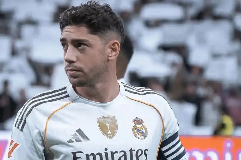 منچستریونایتد در تلاش برای انفجار یک بمب نقل و انتقالاتی