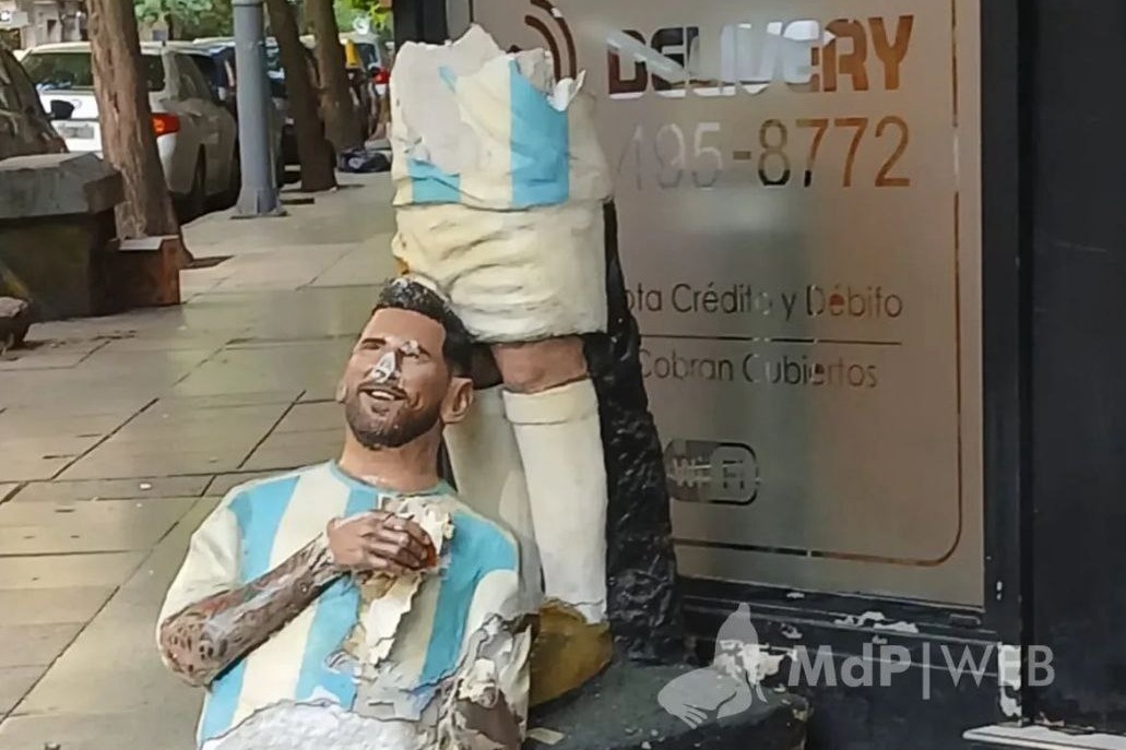 تخریب مجسمه لیونل مسی در شهر مار دل‌پلاتا