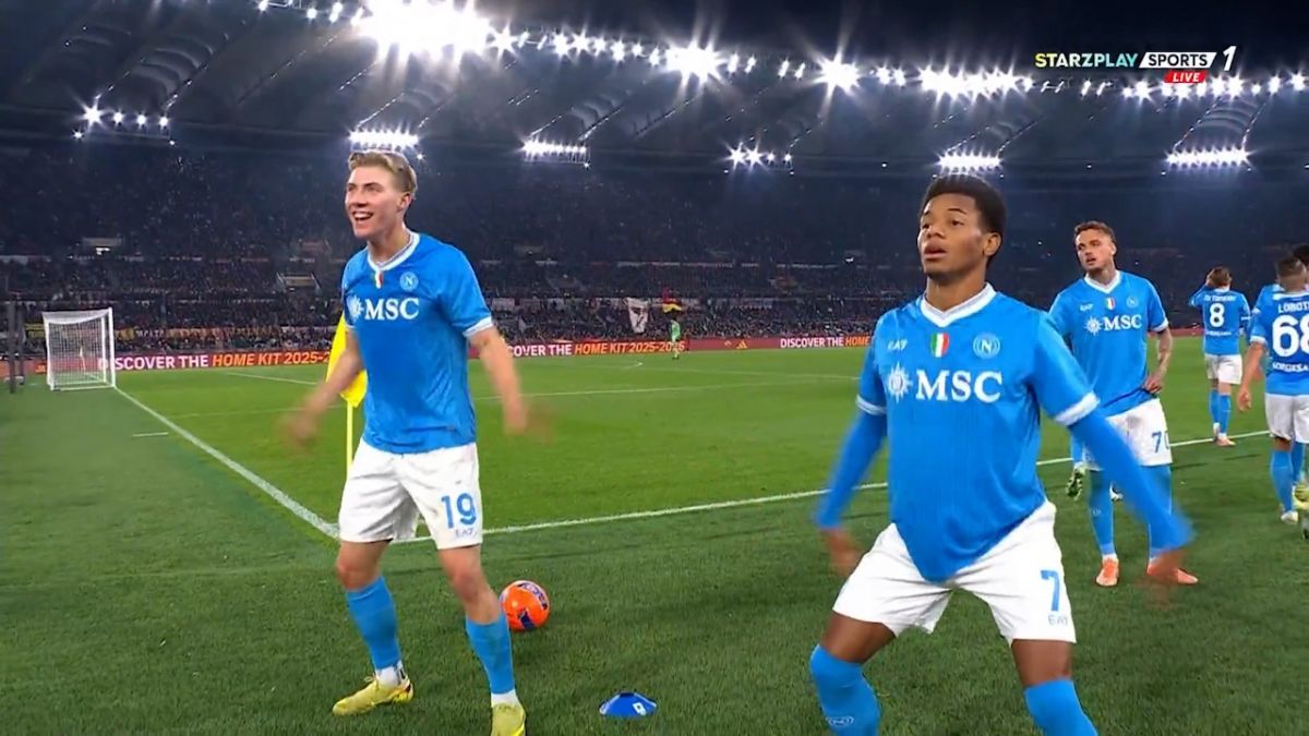 گل اول ناپولی به رم (نرس)