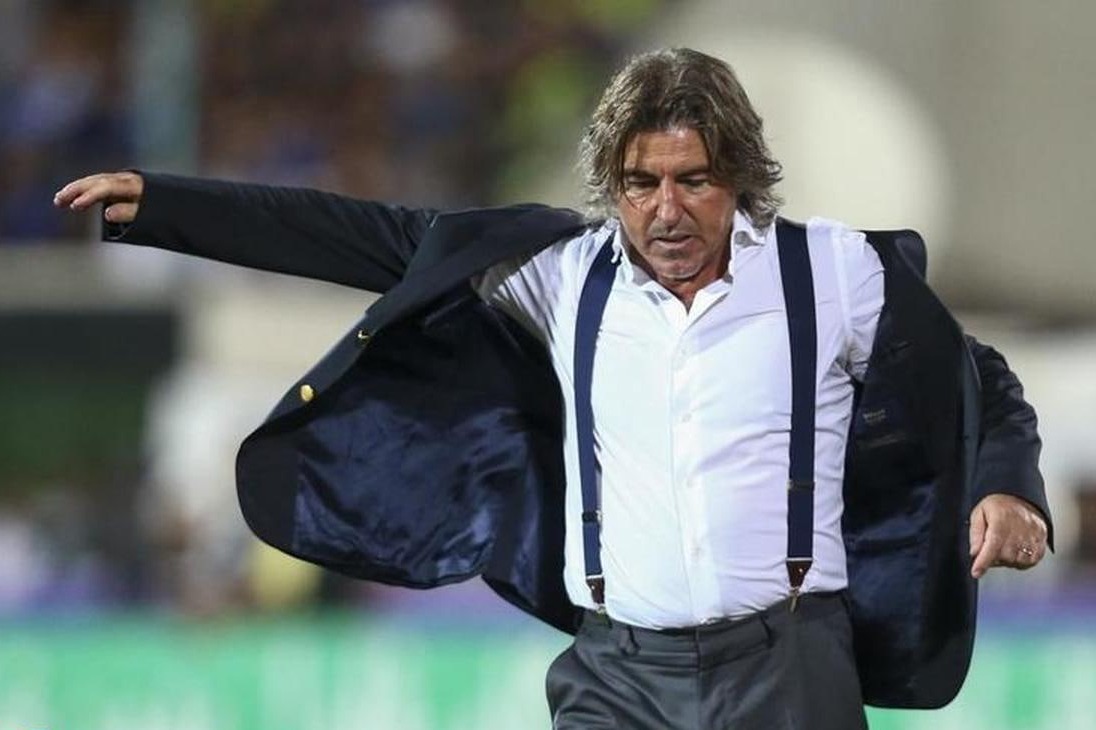 بررسی آمار مربیان استقلال در چهارمین دربیشان