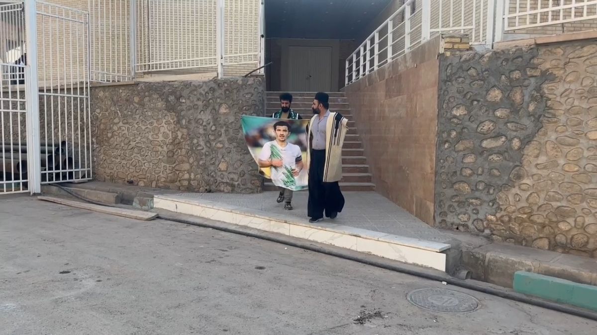 صحبت های هواداران ذوب آهن پیش از تقابل با چادرملو