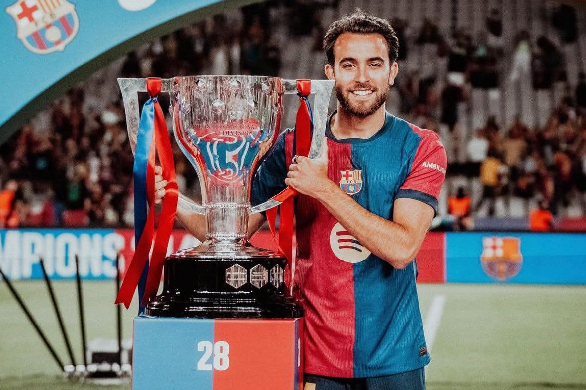 غیررسمی؛ قرارداد مدافع بارسلونا تمدید شد