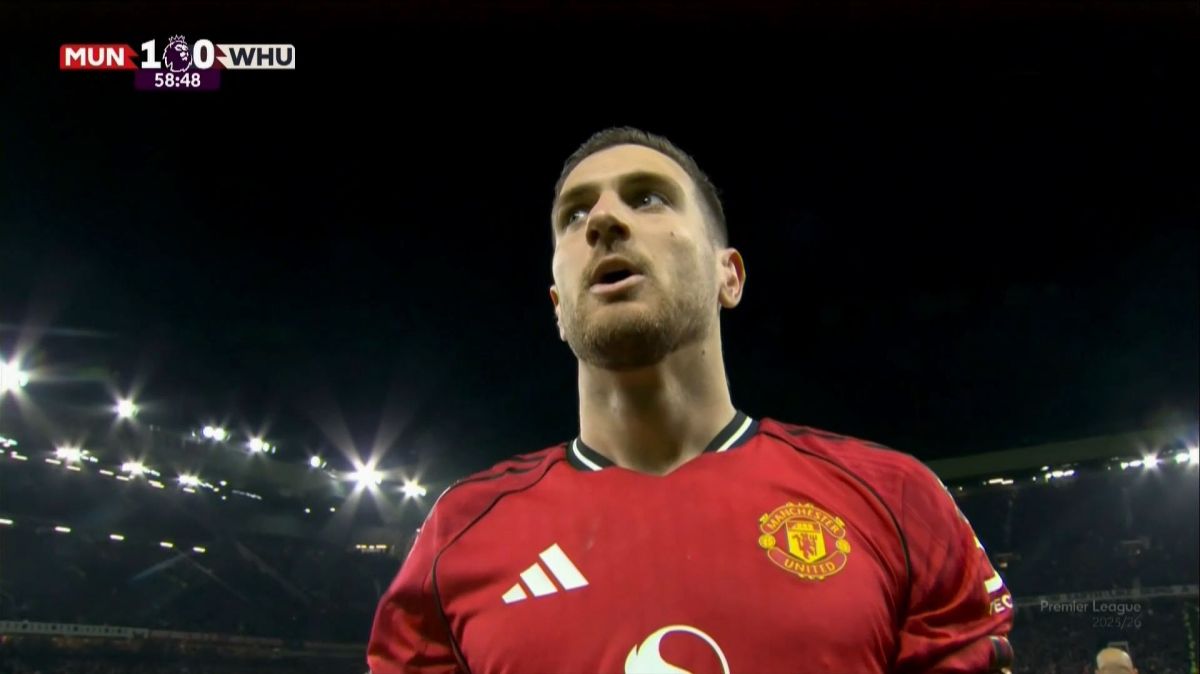 گل اول منچستریونایتد به وستهم یونایتد (دیوگو دالو)