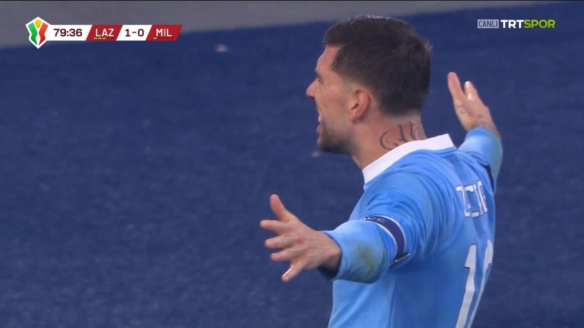 گل اول لاتزیو به میلان (ماتیا زاکانی)