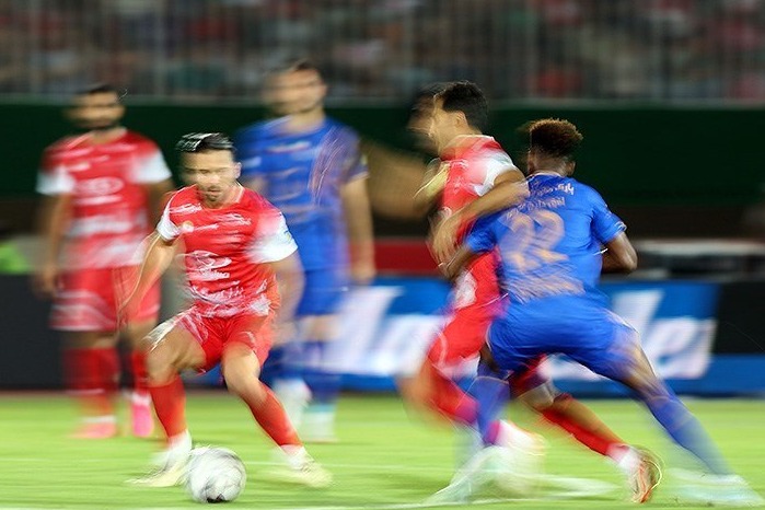 پاشازاده: جنگ جهانی را پیش‌بینی می‌کردم اما دربی 8 هزار نفری را نه/ دلم برای بازی برابر دایی تنگ شده است