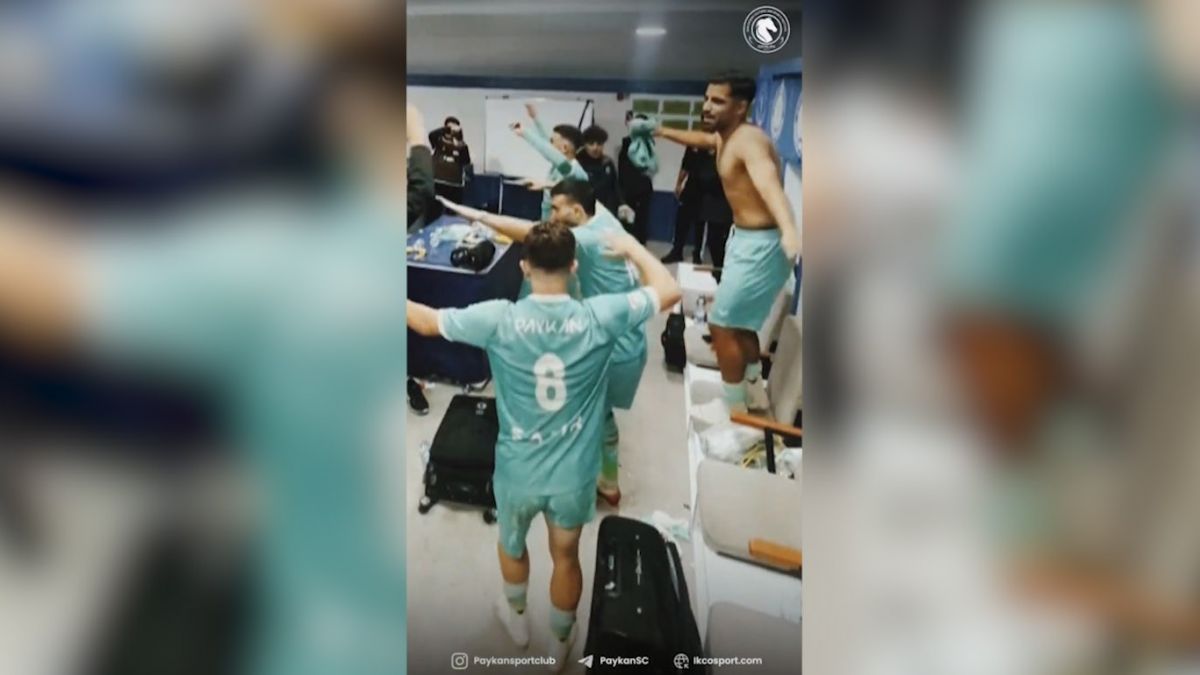 ویدیوی جالب باشگاه پیکان از حال و هوای رختکن این تیم بعد از پیروزی مقابل گل‌گهر