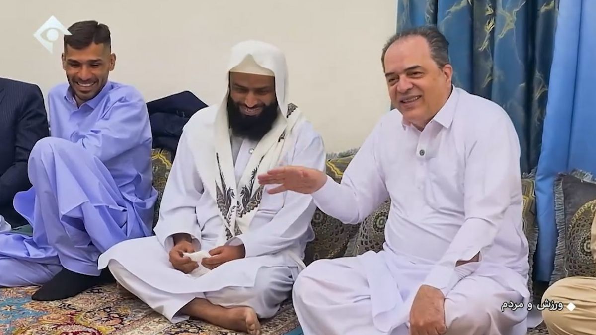 گزارش جالب پیمان یوسفی با دوربین تلفن همراهش در سفر به سیستان و بلوچستان پیش از دربی