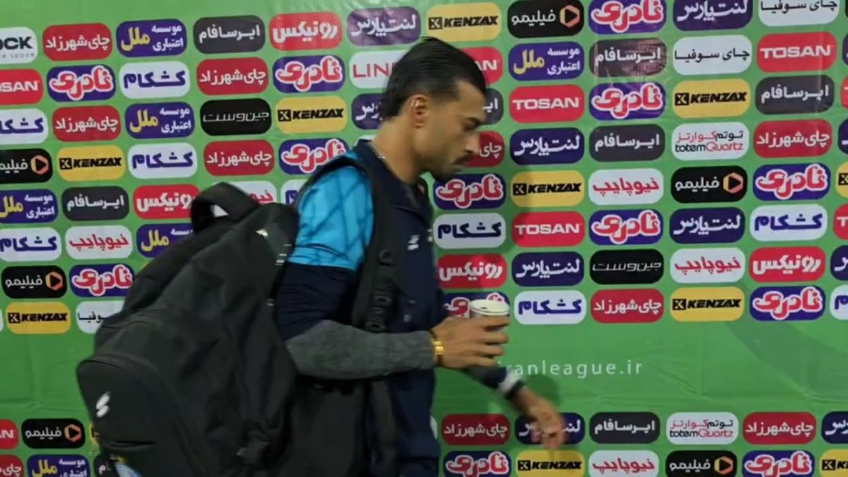 بازیکنان استقلال بدون صحبت با رسانه ها از ورزشگاه خارج شدند