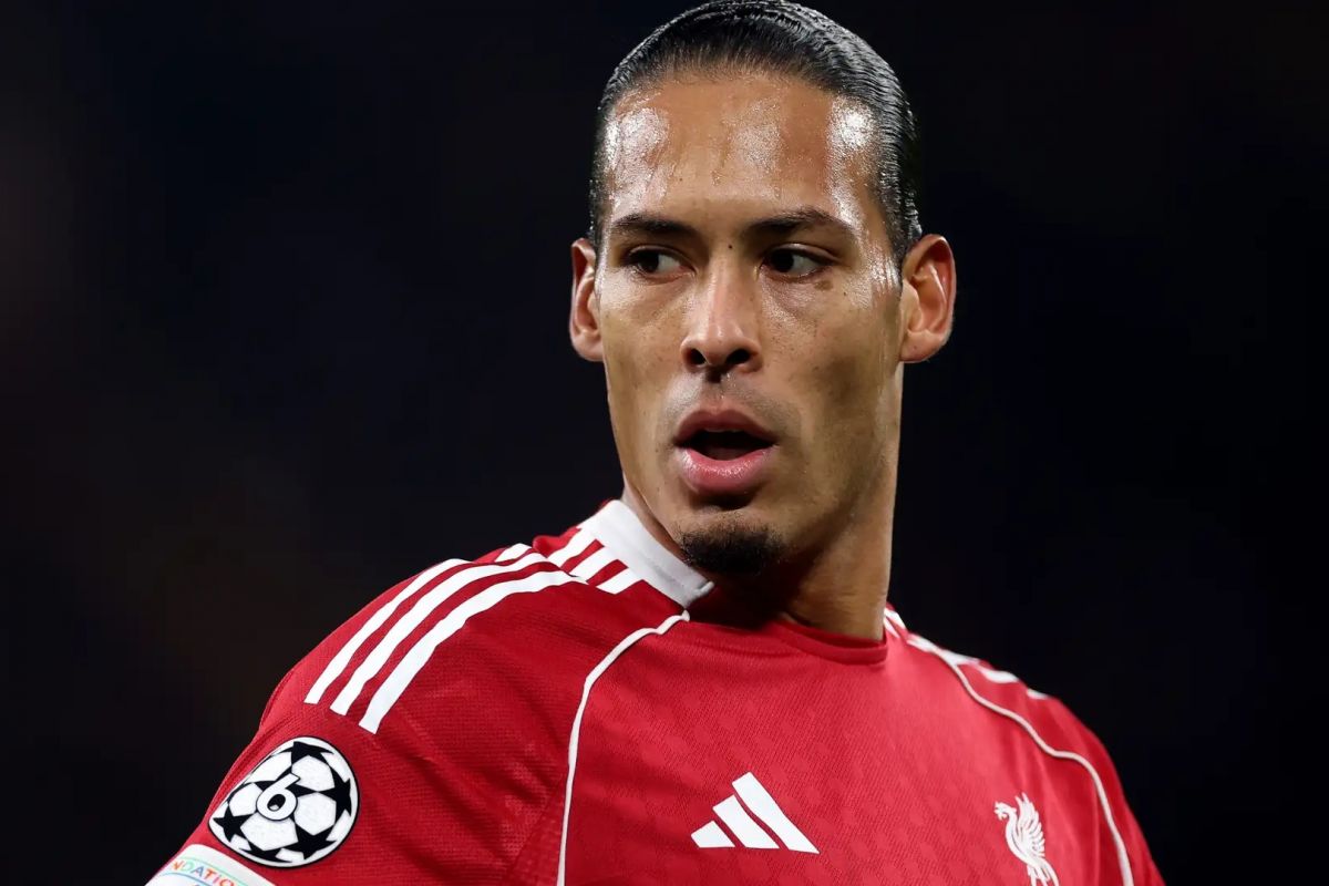 حمله شدید کریگ برلی به فن دایک: او بزدل است!