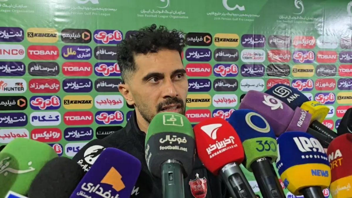 عالیشاه: حق مردم ما و بازیکنان ما این زمین و استادیوم نیست