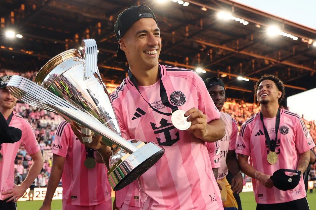 مالک اینتر میامی: آینده لوئیس سوارز در دستان خودش است