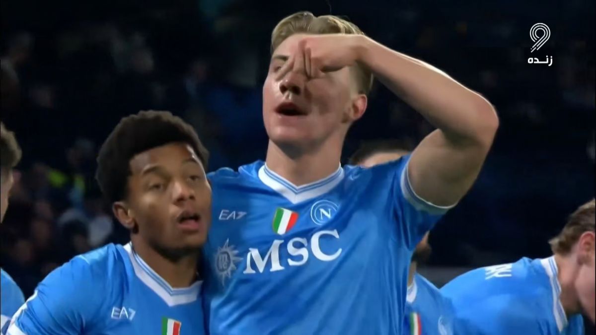 گل اول ناپولی به یوونتوس (راسموس هویلوند)