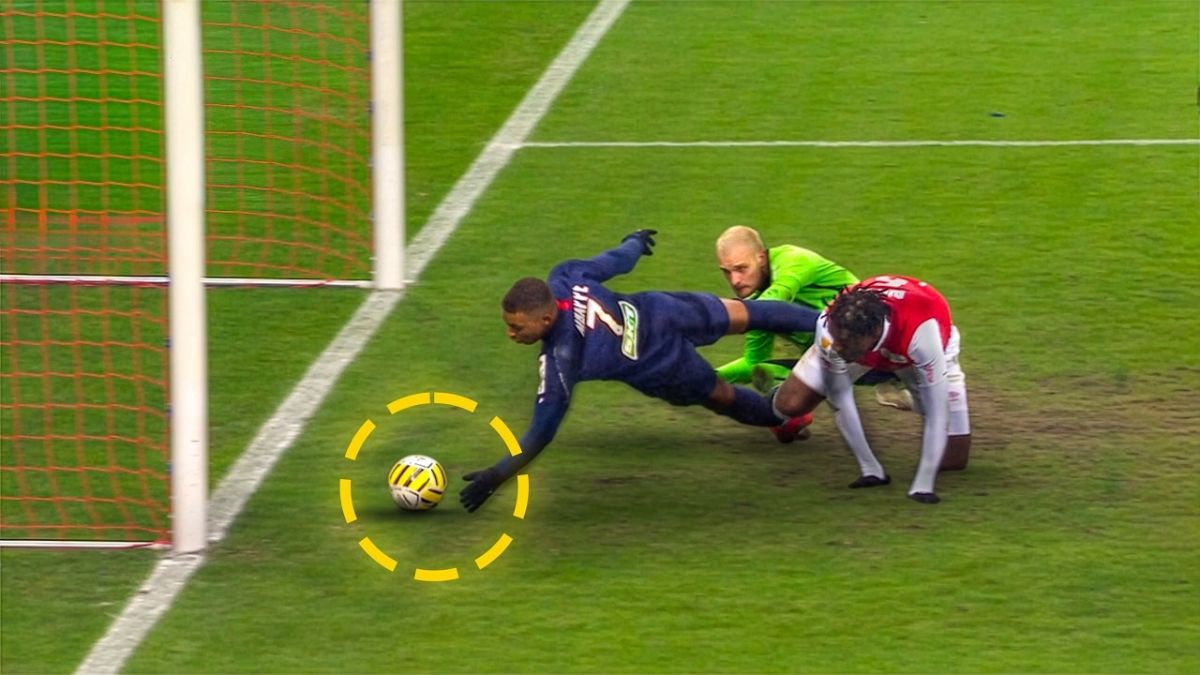 لحظات بامزه و جالب دنیال فوتبال