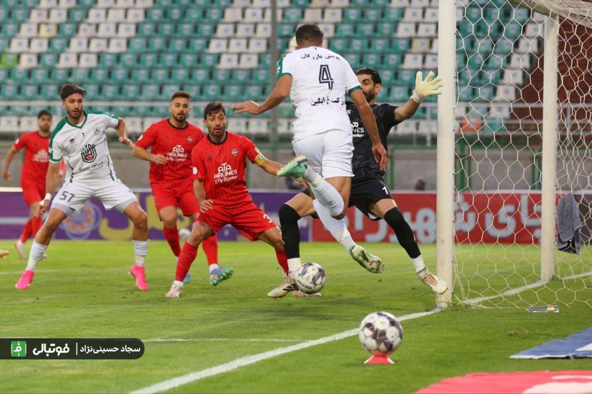 خلیلزاده: با زبان بیزبانی نمیخواهند ما قهرمان شویم!