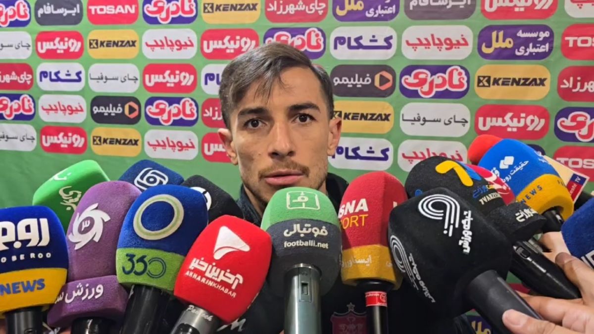 فرشاد احمدزاده: من اصلا در تشویق ایسلندی حضور نداشتم که من را جریمه کردند