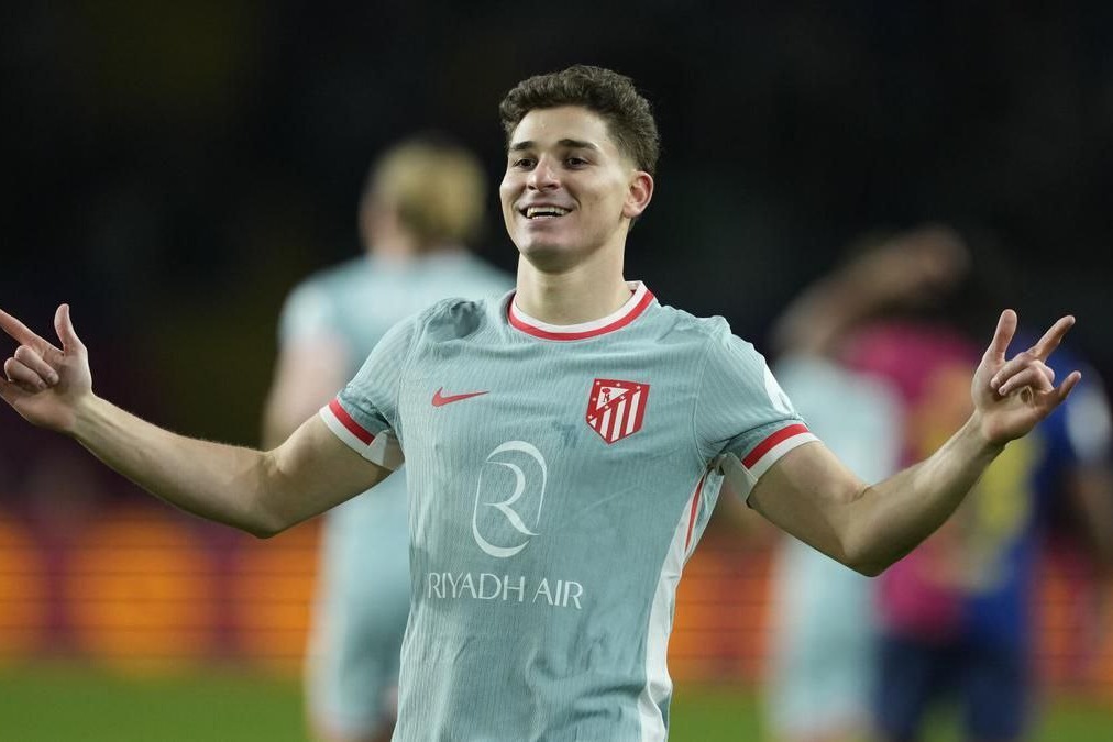 واکنش آلوارز به شایعه علاقهاش به بارسلونا