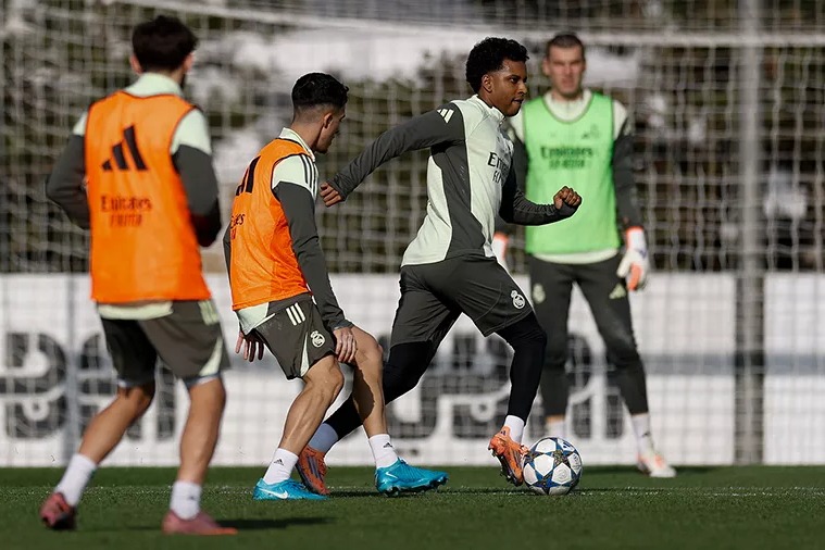 مهاجم لیورپول راهی رئال مادرید می‌شود؟