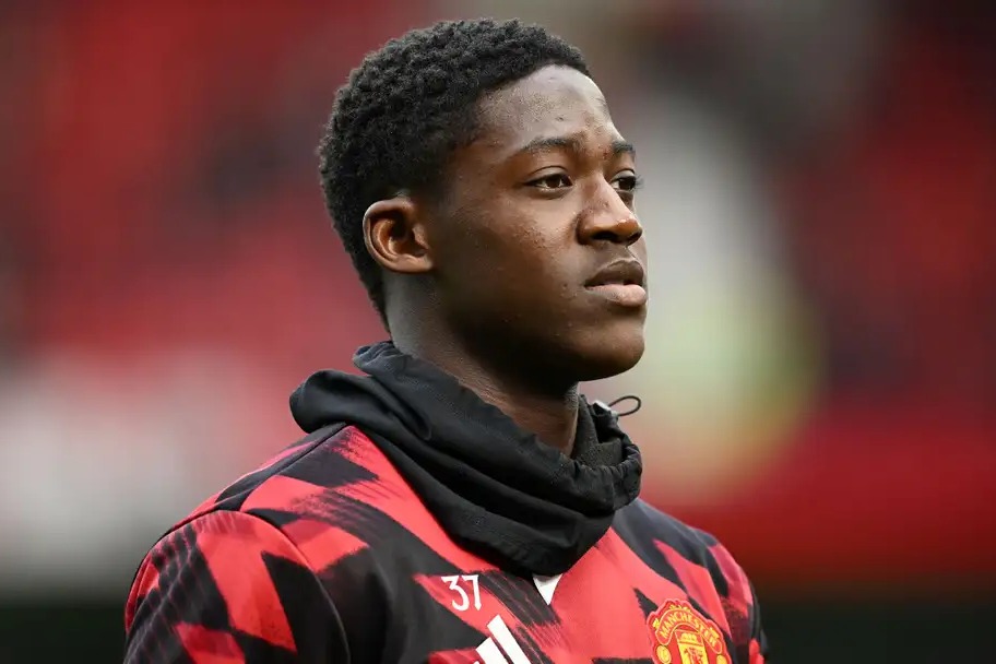 بارسلونا در پی وسوسه کردن هافبک منچستریونایتد