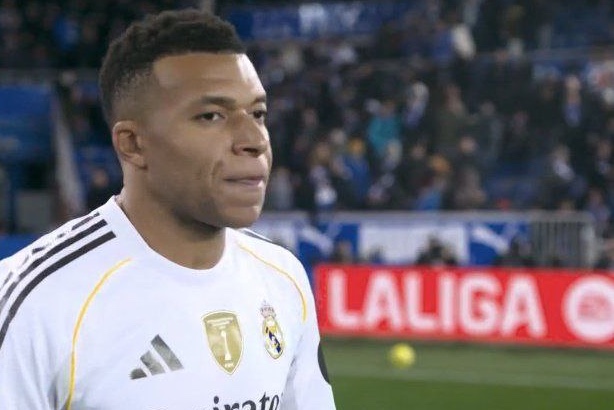 امباپه شاهکار میکند؛ برای دوازدهمین بار بهترین بازیکن زمین شد