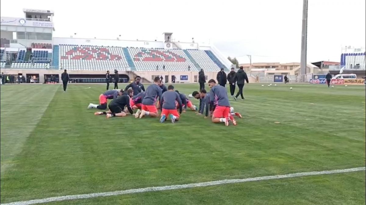 لحظاتی از گرم کردن بازیکنان مس رفسنجان - گلگهر