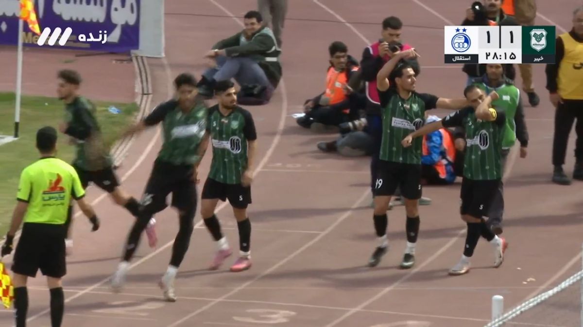 گل اول خیبر خرم آباد به استقلال (مهرداد قنبری - پنالتی)