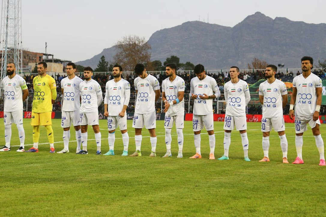 شرایط نگران کننده خط دفاعی استقلال برای بازی با گلگهر