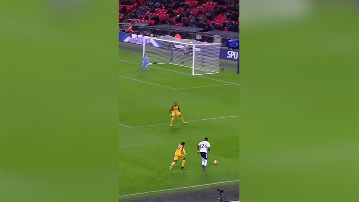 باشگاه تاتنهام با انتشار این ویدیو نوشت؛ سال 2017 در چنین روزی، گل اوریه به برایتون