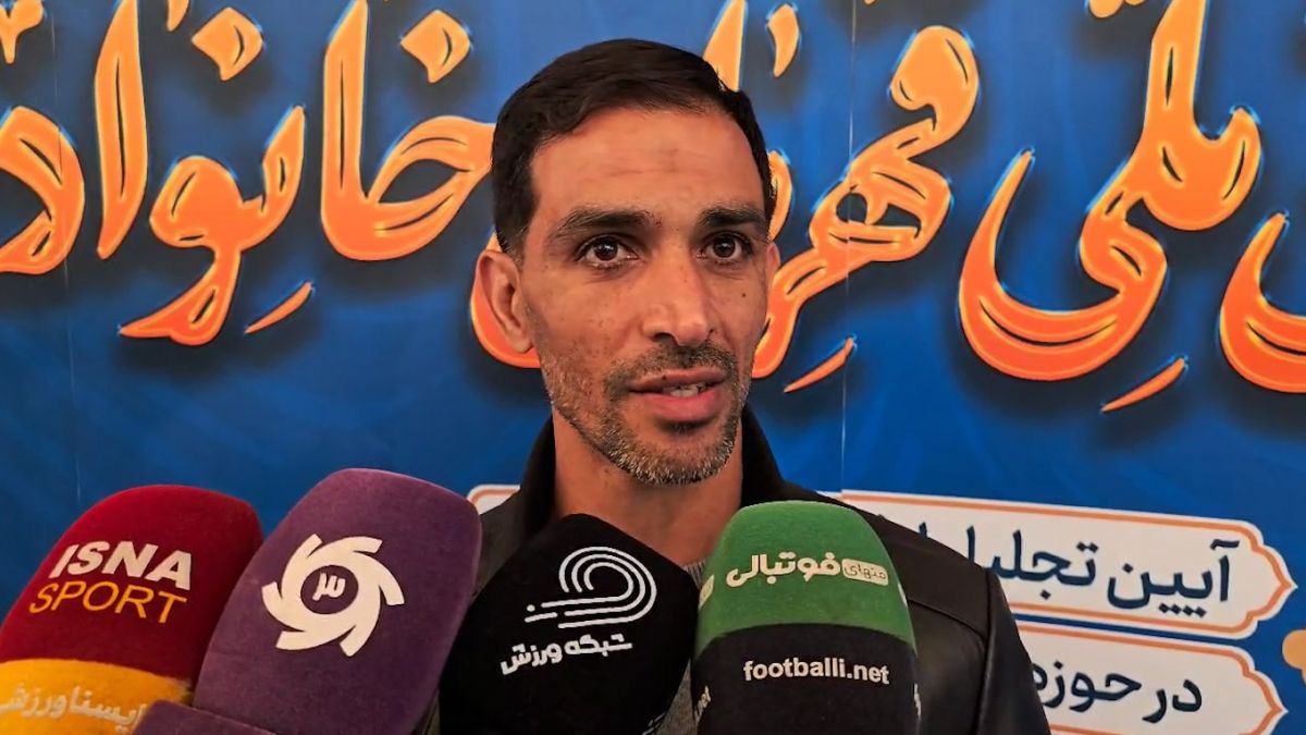 حسین پاپی: اینقدر تیمهای عربی را بخاطر چند تا ستاره بزرگ نکنیم