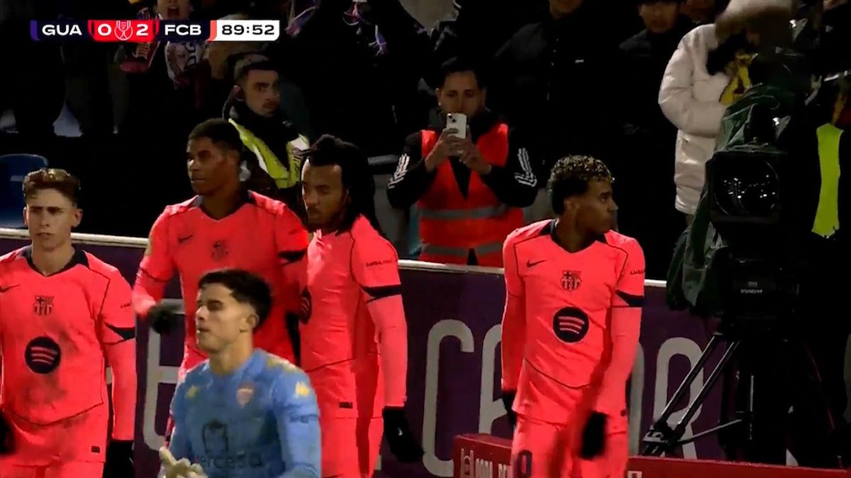 گل دوم بارسلونا به گوادلاخارا (مارکوس رشفورد)