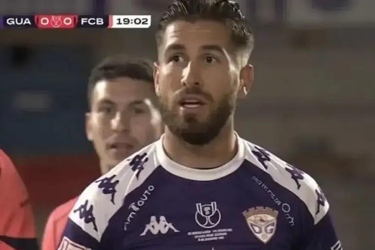 عکس؛ شباهت جالب بازیکن حریف بارسلونا به سرخیو راموس