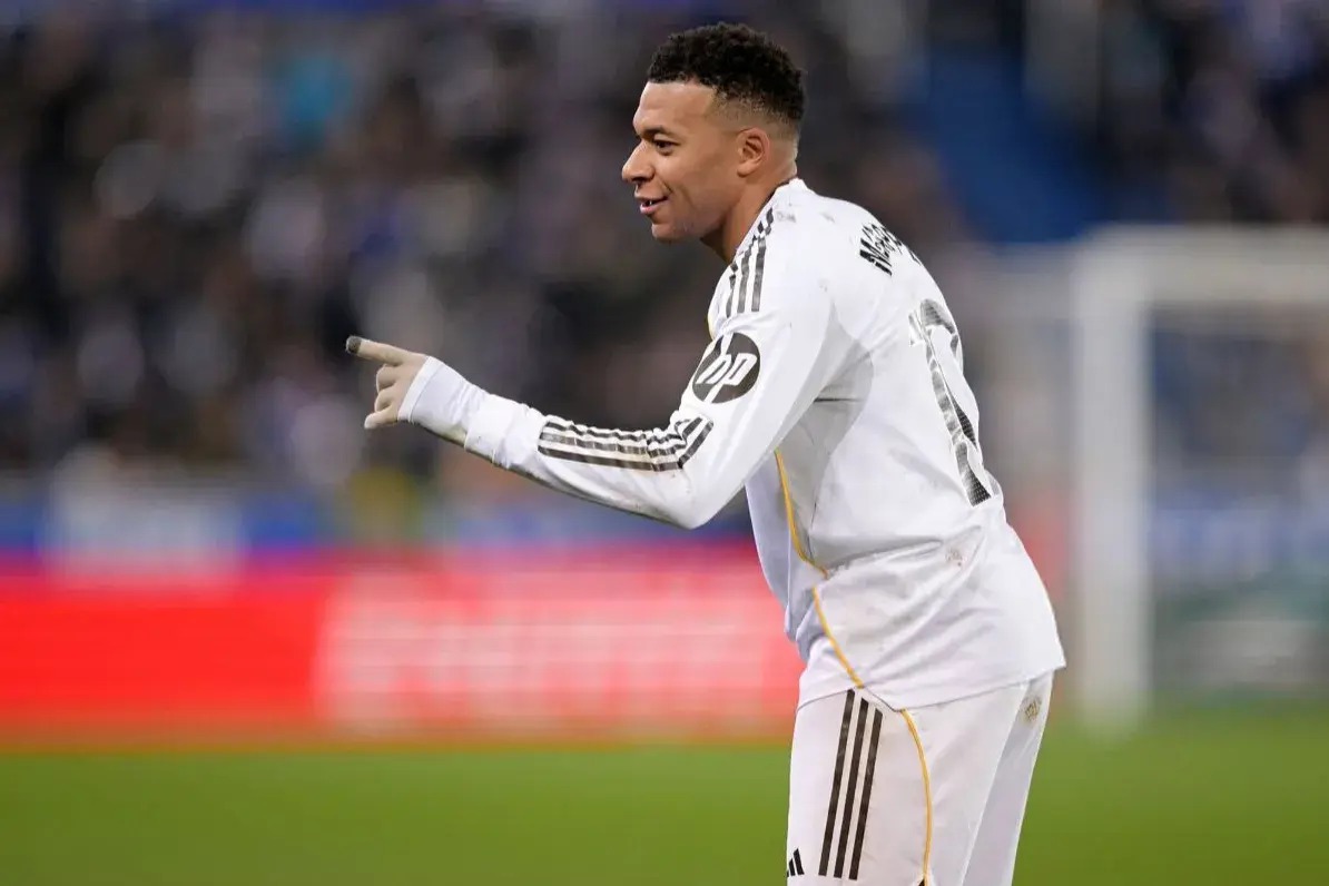 امباپه 100 میلیون یورو از پاریسن ژرمن میخواهد