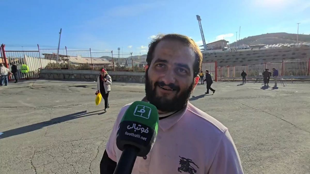 هوادار پرسپولیس که بدون بلیت از رشت به تبریز آمده است!