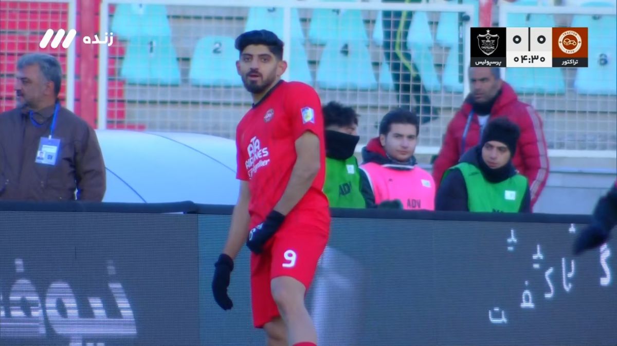 اشتباه ابرقویی و فرصت گلزنی عالی برای تراکتور که توسط مهدی ترابی از دست رفت