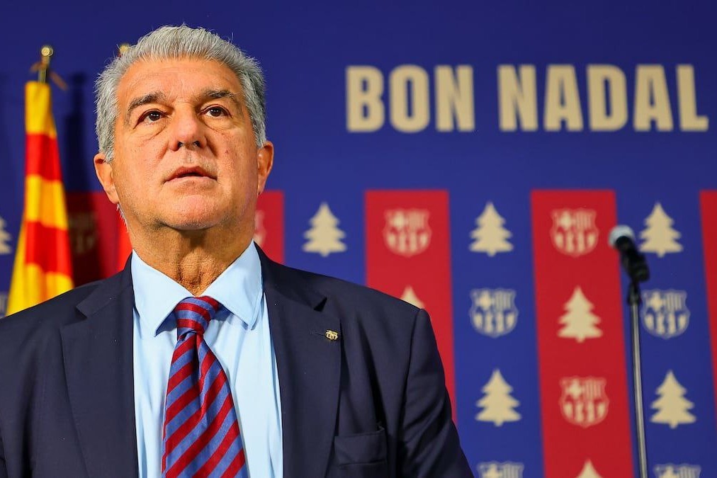 ادعای جدید لاپورتا: رئال مادرید به بارسلونا حسادت می‌کند