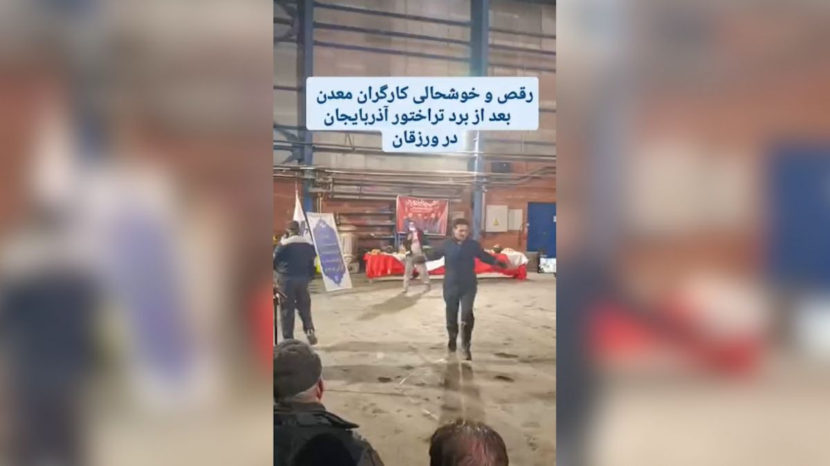 خوشحالی کارگران معدن در ورزقان بعد از برتری تراکتور مقابل پرسپولیس