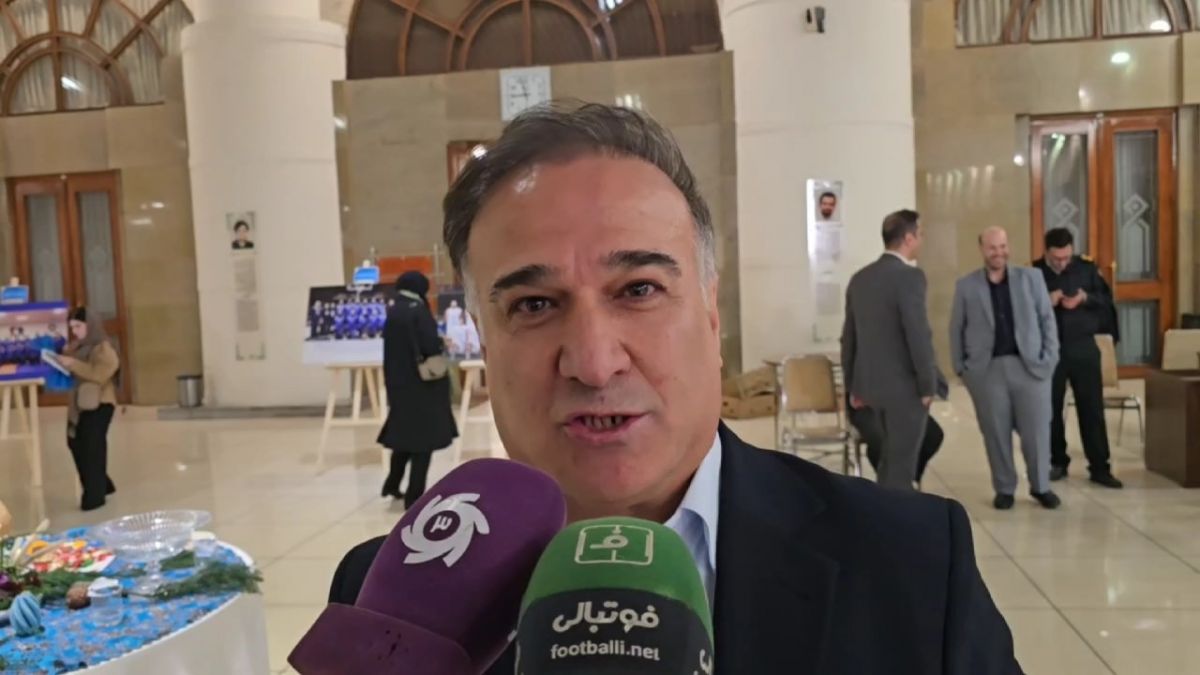 دین محمدی: استقلال باید مهاجم جذب کند