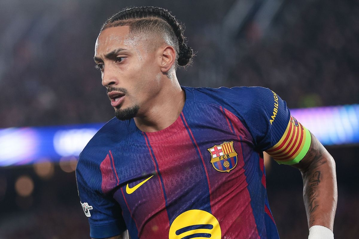 غیبت رافینیا در تیم یازده نفره سال فیفا، یک شوخی بود