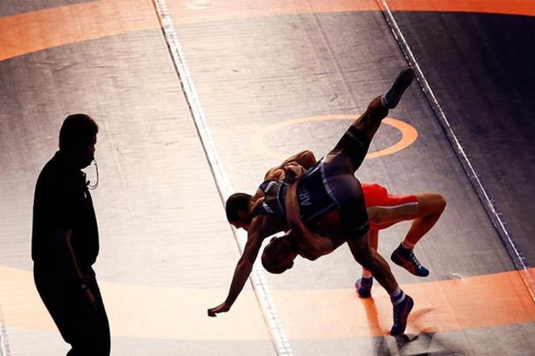 قلع و قمع داوران ایران توسط اتحادیه جهانی کشتی/ تنزل درجه ۵۹ داور بین‌المللی ایران!