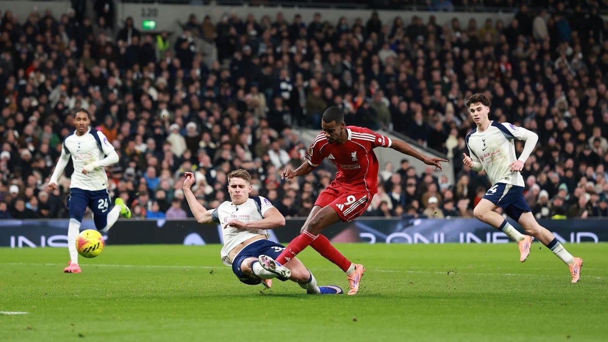 احتمال دوری 12 هفته‌ای ستاره لیورپول از میادین