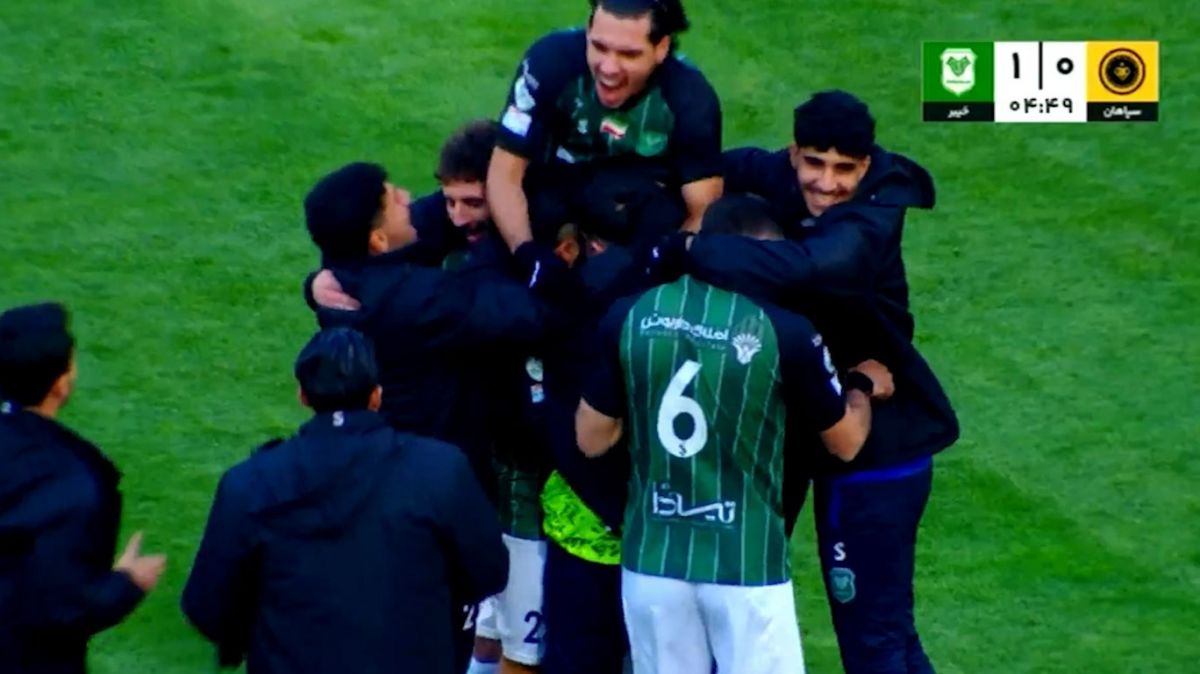 گل اول خیبر به سپاهان (محسن سفید چغایی)