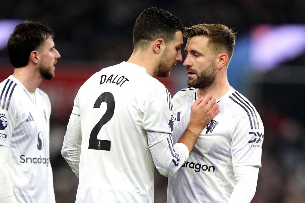 منچستریونایتد و کلین‌شیت، دو خط موازی که به یکدیگر نمی‌رسند