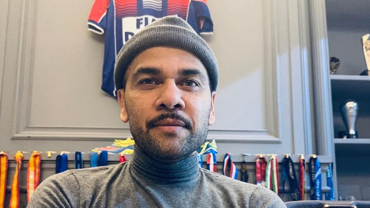 دنی آلوز به دنیای فوتبال بازخواهدگشت