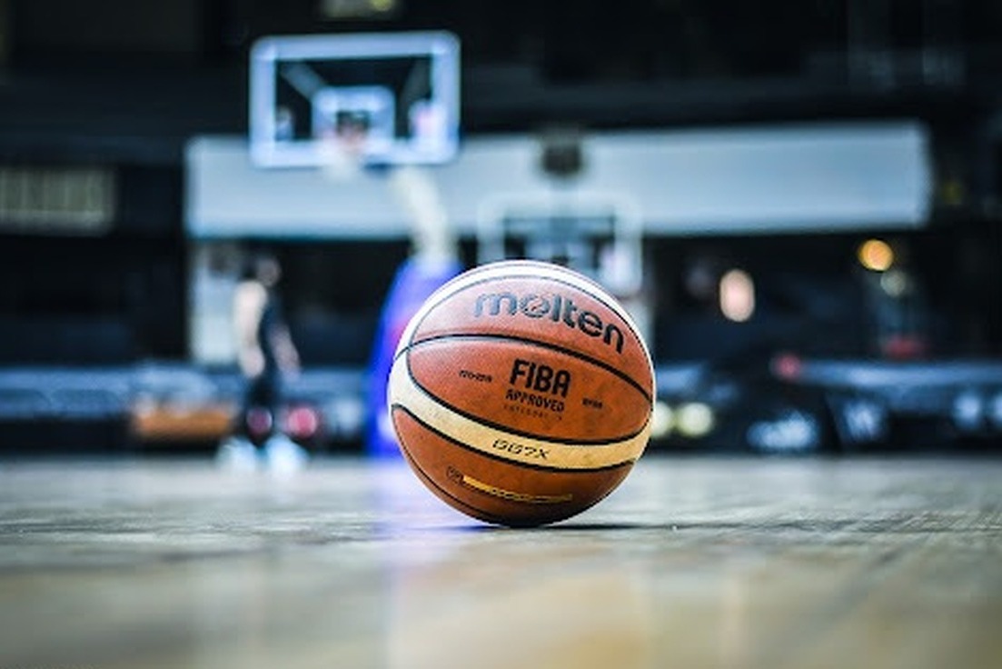 با قطع برق؛ بسکتبال بانوان در شهر قدس برگزار می‌شود