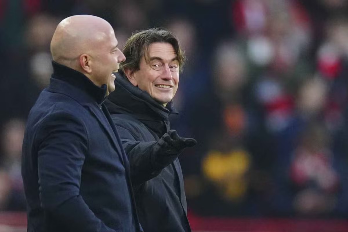 سرمربی تاتنهام جواب اسلات را داد: با نظرت مخالفم