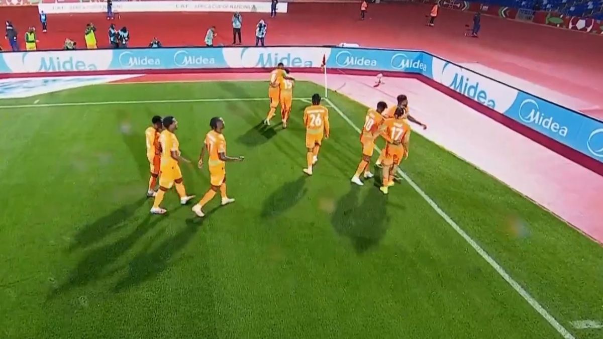 گل اول ساحل عاج به موزامبیک (آماد دیالو)