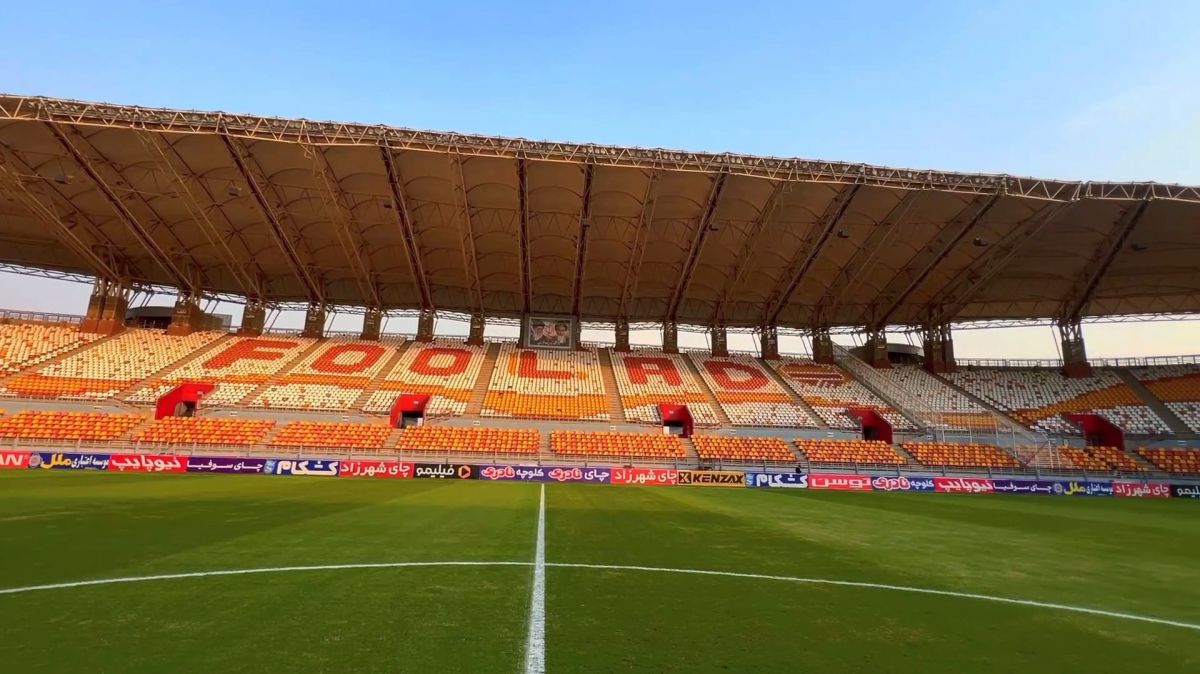 حال و هوای ورزشگاه قبل از آغاز بازی استقلال خوزستان و ذوب آهن