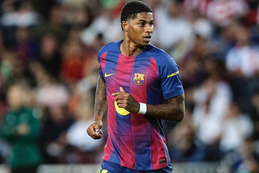 برنامه بارسلونا برای دائمی کردن قرارداد رشفورد